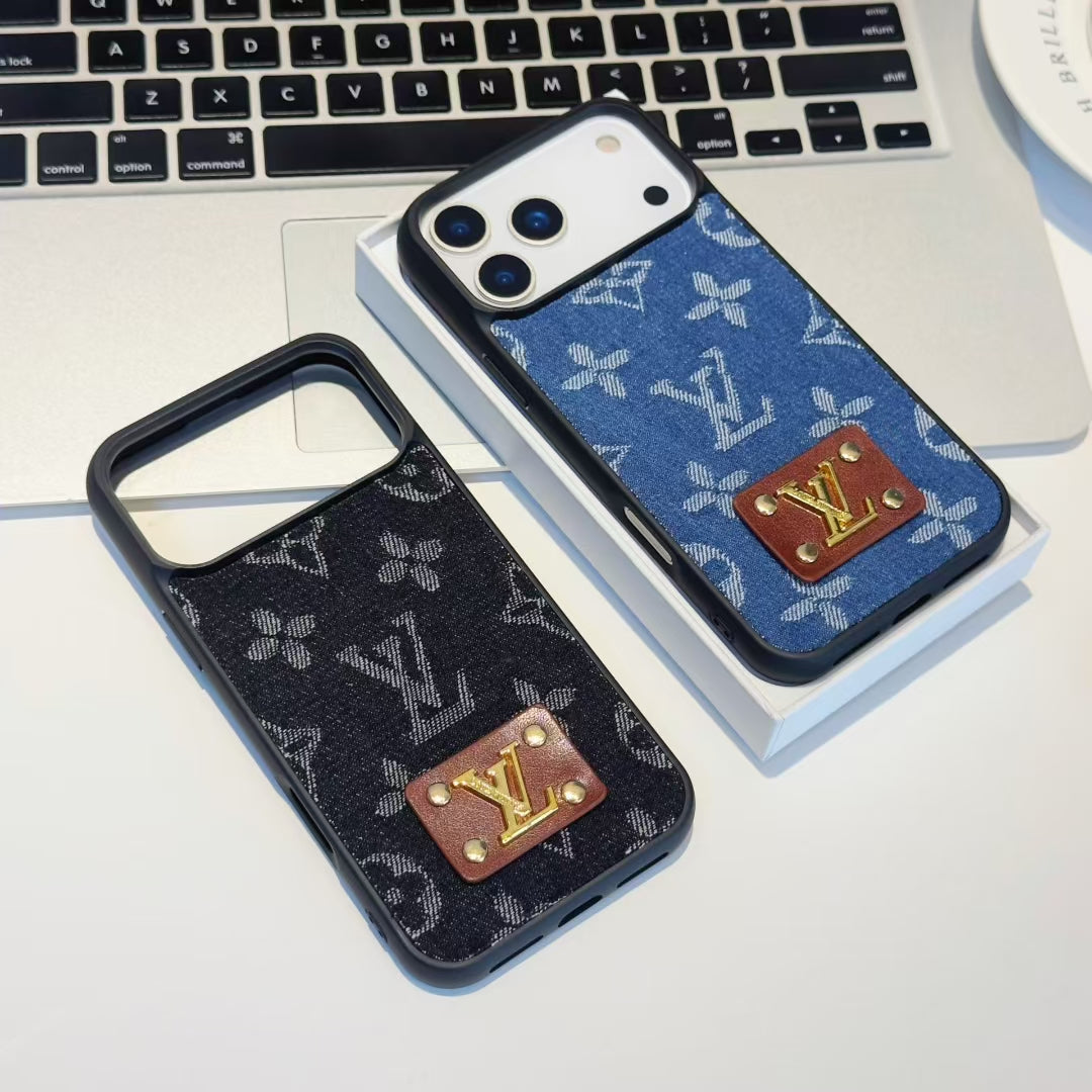 High-End Fashion iPhone Case with Designer Print (11–17 Series)