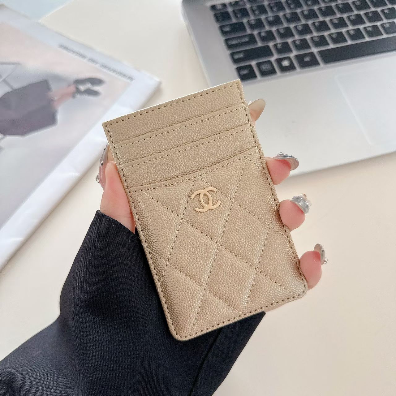 Chanel CC-Inspired Designer iPhone Case – Luxury Fashion Cover (11–17