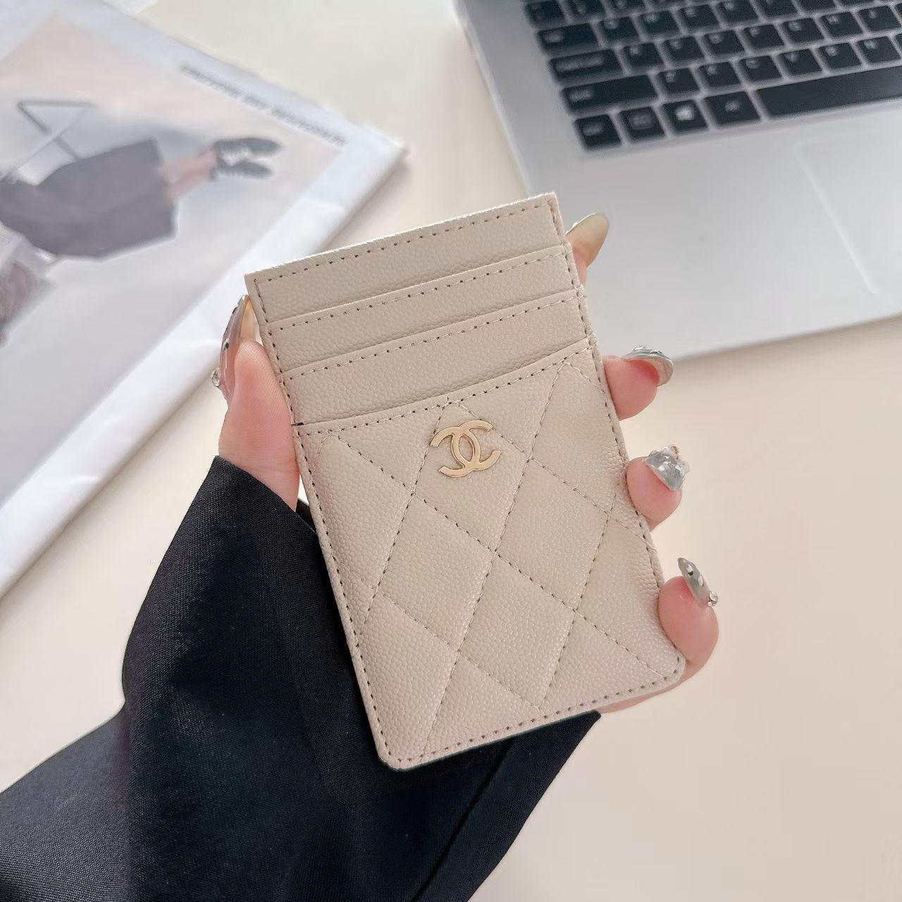 Chanel CC-Inspired Designer iPhone Case – Luxury Fashion Cover (11–17