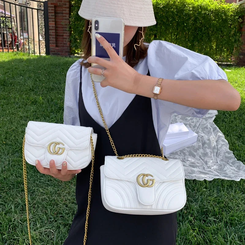 Elegant Leather Women’s Messenger Bag