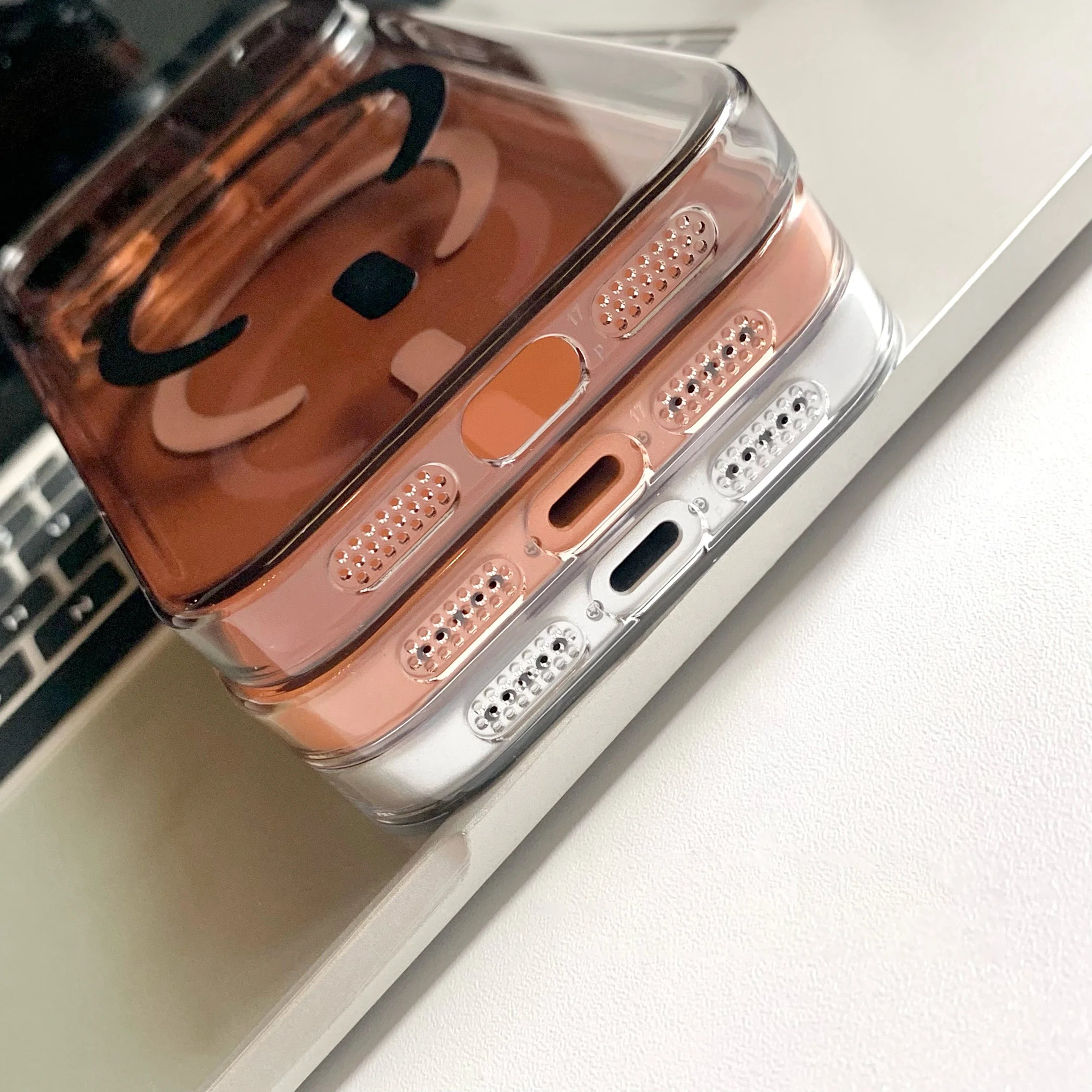 Transparent Hard Clear Magsafe Case for iPhone 12 / 13 / 14 / 15 / 16 / 17 Pro Max / Plus / Air