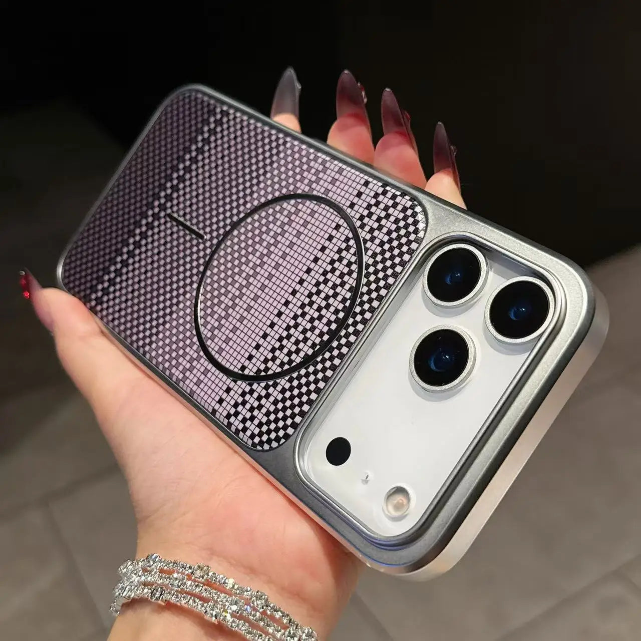 Carbon Fiber Magnetic cozy Case for iPhone 14–17 Series